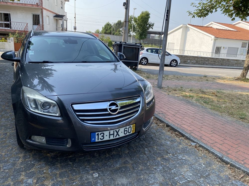 Opel insignia sports tourer
