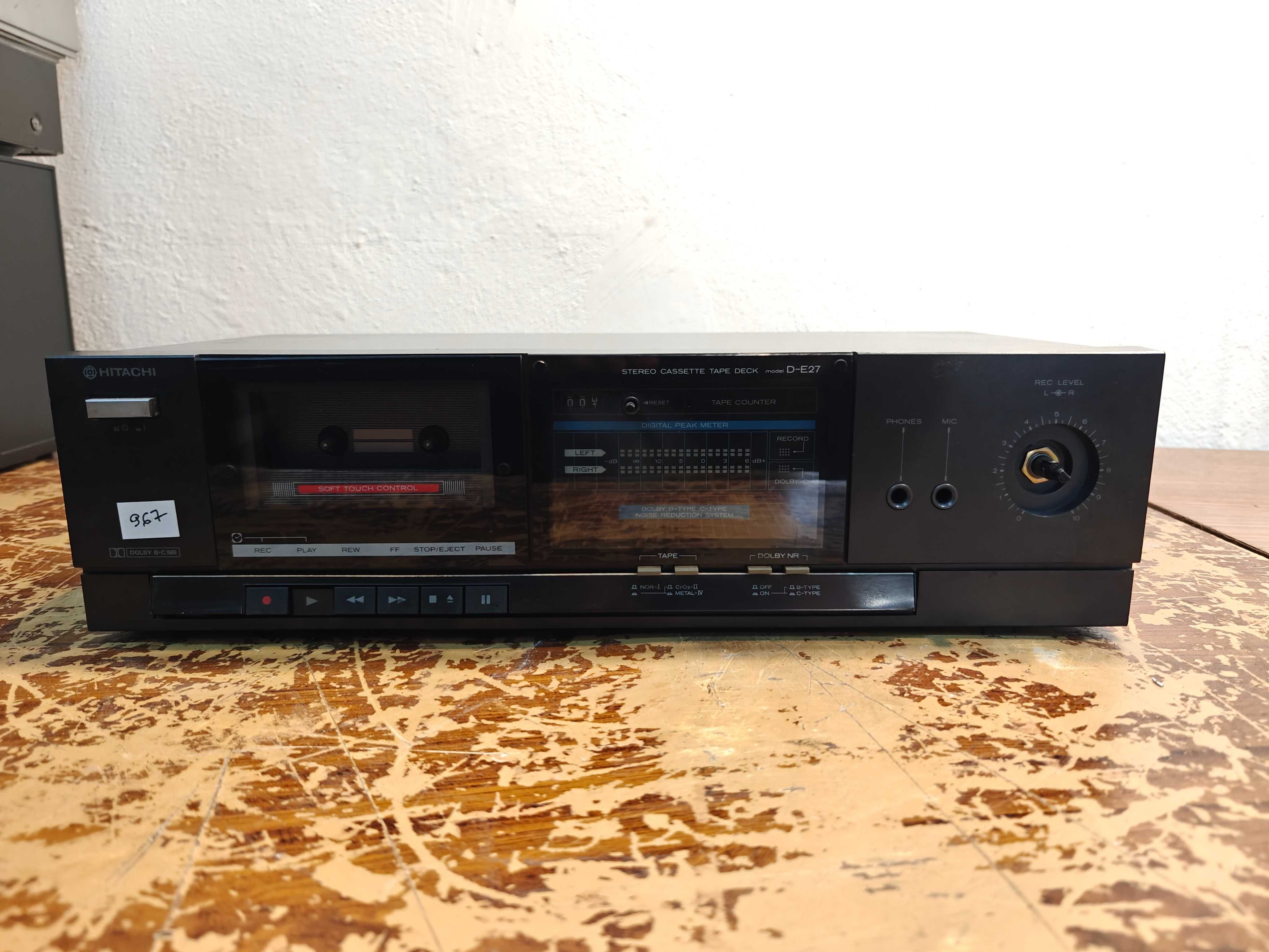 Magnetofon Hitachi D-E 27