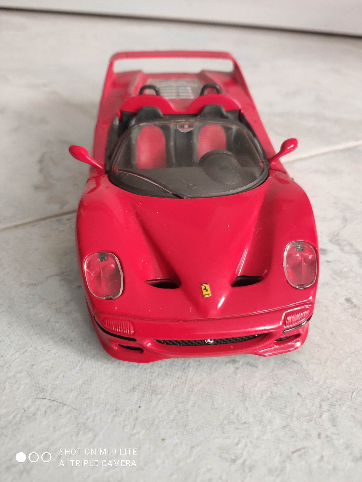 Miniaturas Ferrari  F50 - F355 berlinetta - Testarossa (1989)