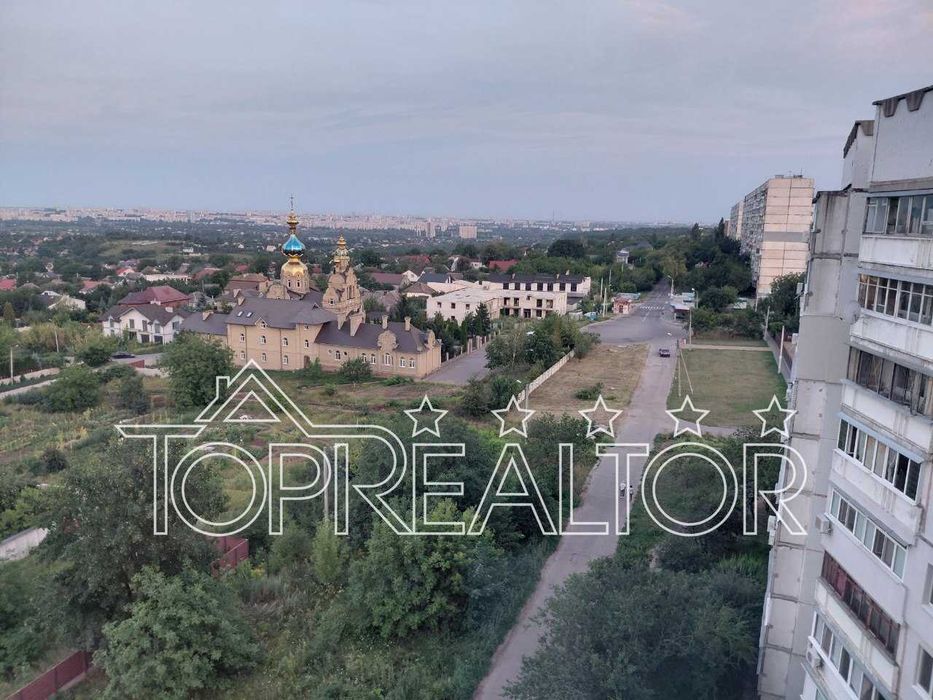 Продам 2-х комнатную квартиру в посёлке Жуковского дом 9.