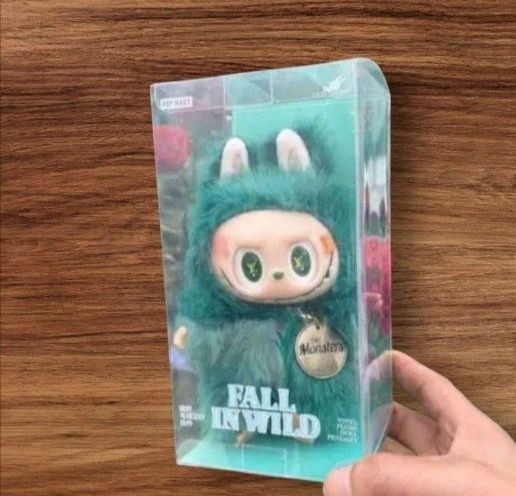 Maskotka zielony breloczek labubu z ogonem dla dzieci