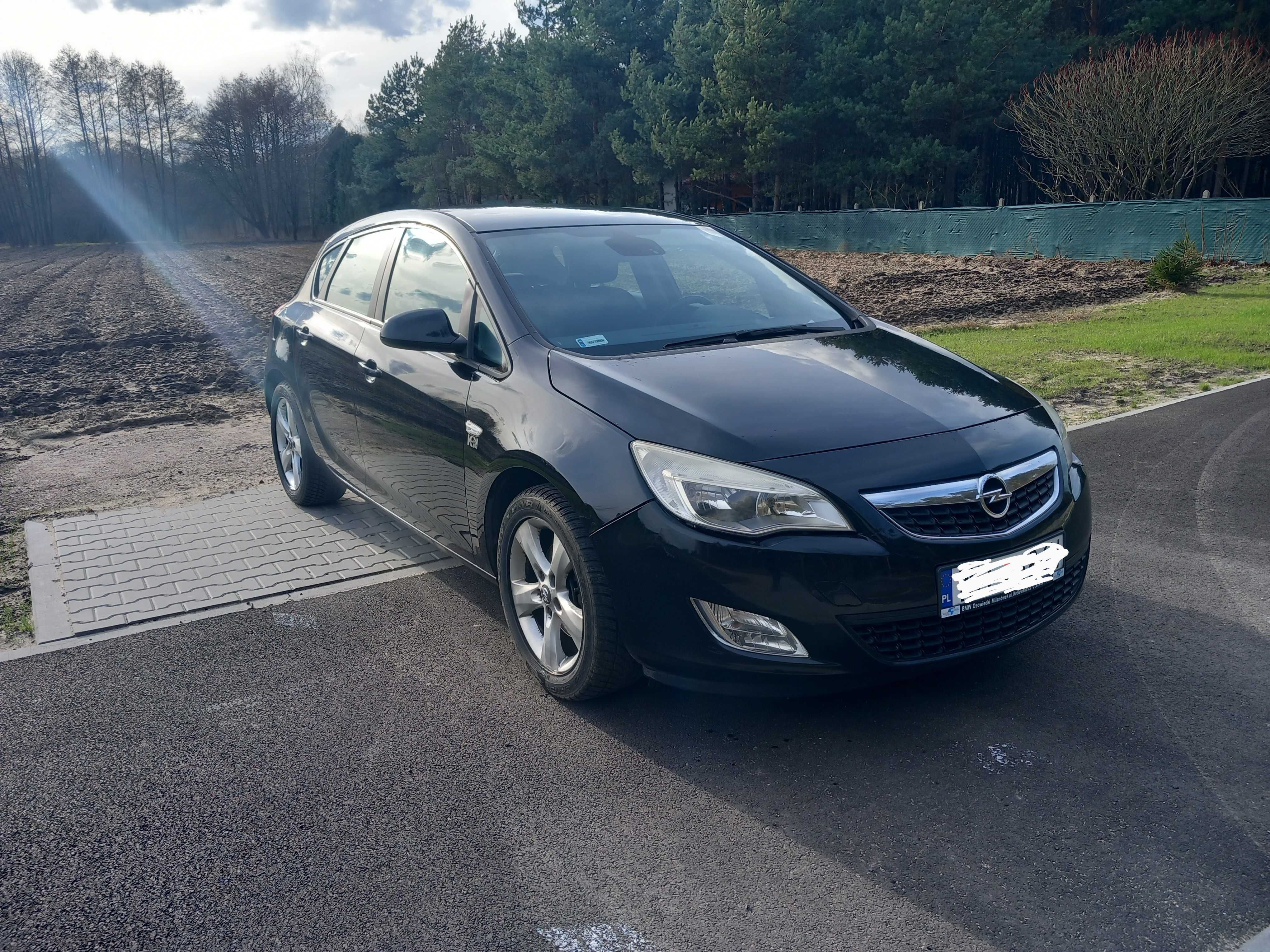 Opel Astra J 1.7 CDTI HAK