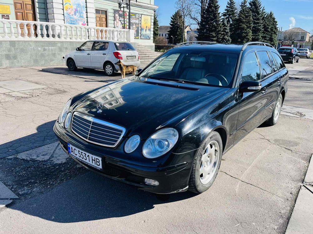 Mercedes e220 2004 г,2.2 cdi