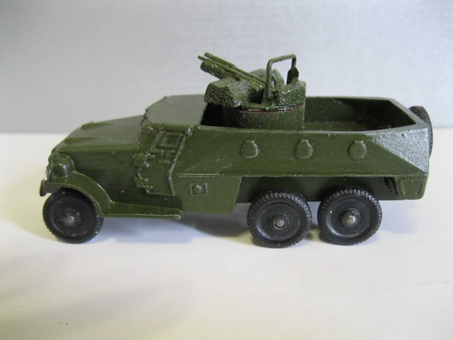 Зенитная самоходная установка БТР-152А из серии военная техника СССР