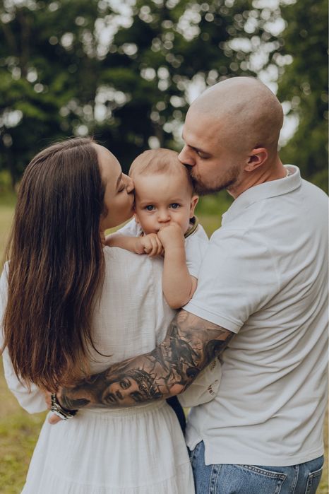 Фотограф Вишневе сімейні зйомки