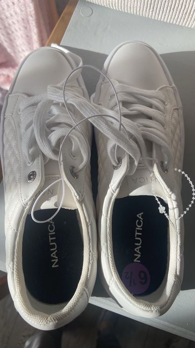 Коасовки -кеди куплегі в Америці нові