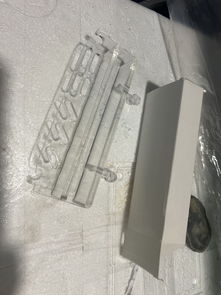 Material de aquario harscape