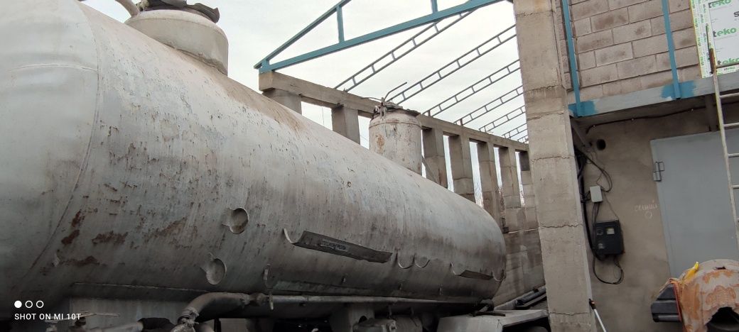 Напівпричеп цистерна