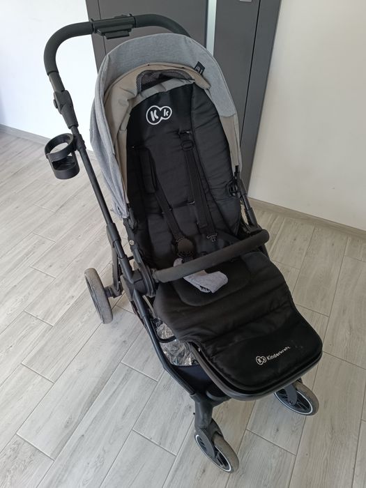 Wózek spacerówka Kinderkraft Vesto