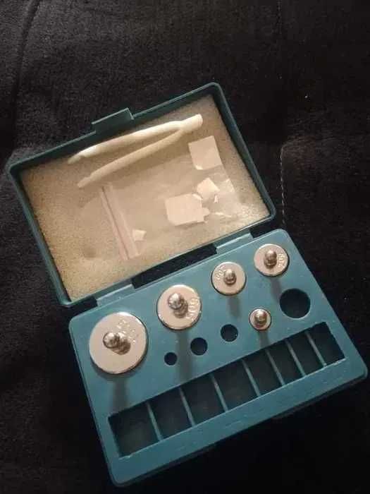 Powystawowy niekompletny zestaw odważników Wyprzedaż !! Wysyłka w 24h