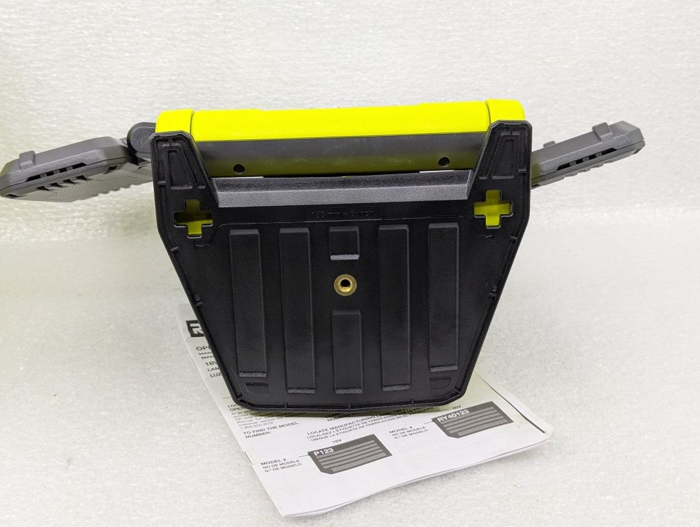 Ryobi PCL631B LED 3000 лм