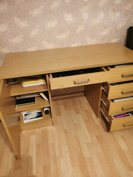 Biurko do nauki sprzedam, 60x140 x75 głębokość/szerokość/wysokość