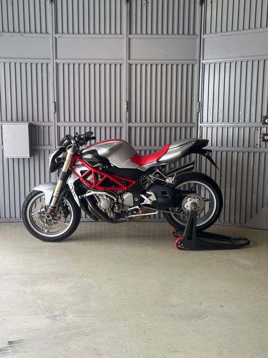 Mv Agusta Brutale 910