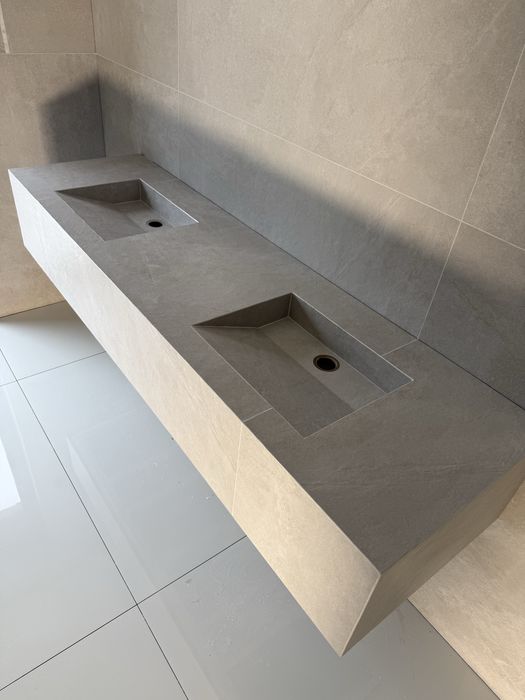 Umywalka z plytek , gresu