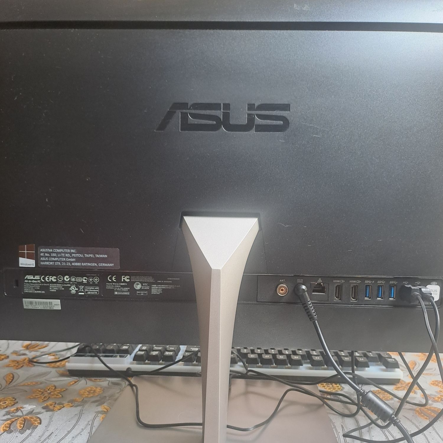 Komputer All-in-One PC z serii ET23