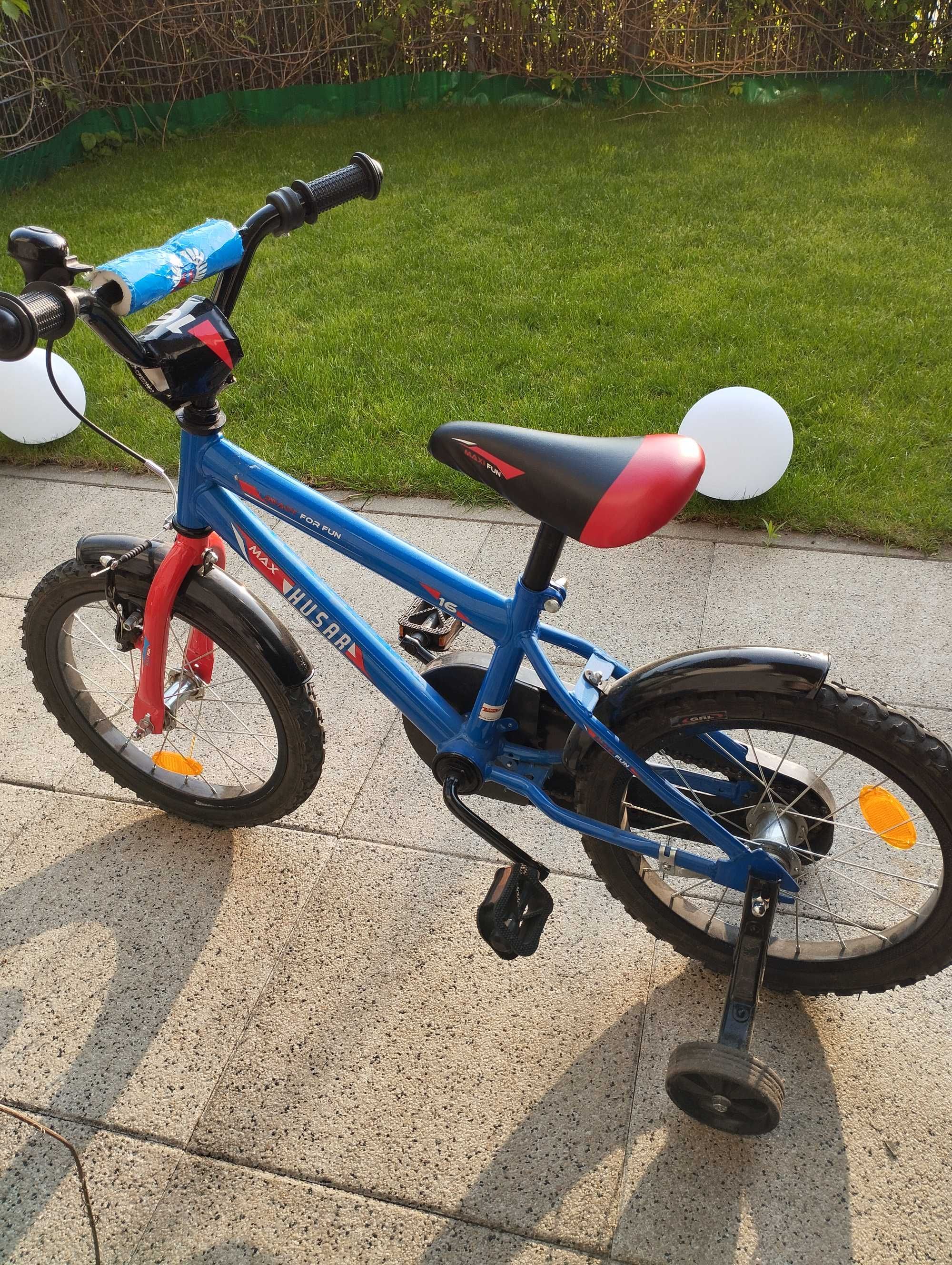 Rowerek dziecięcy 16cali + kask+ drążek do nauki jazdy