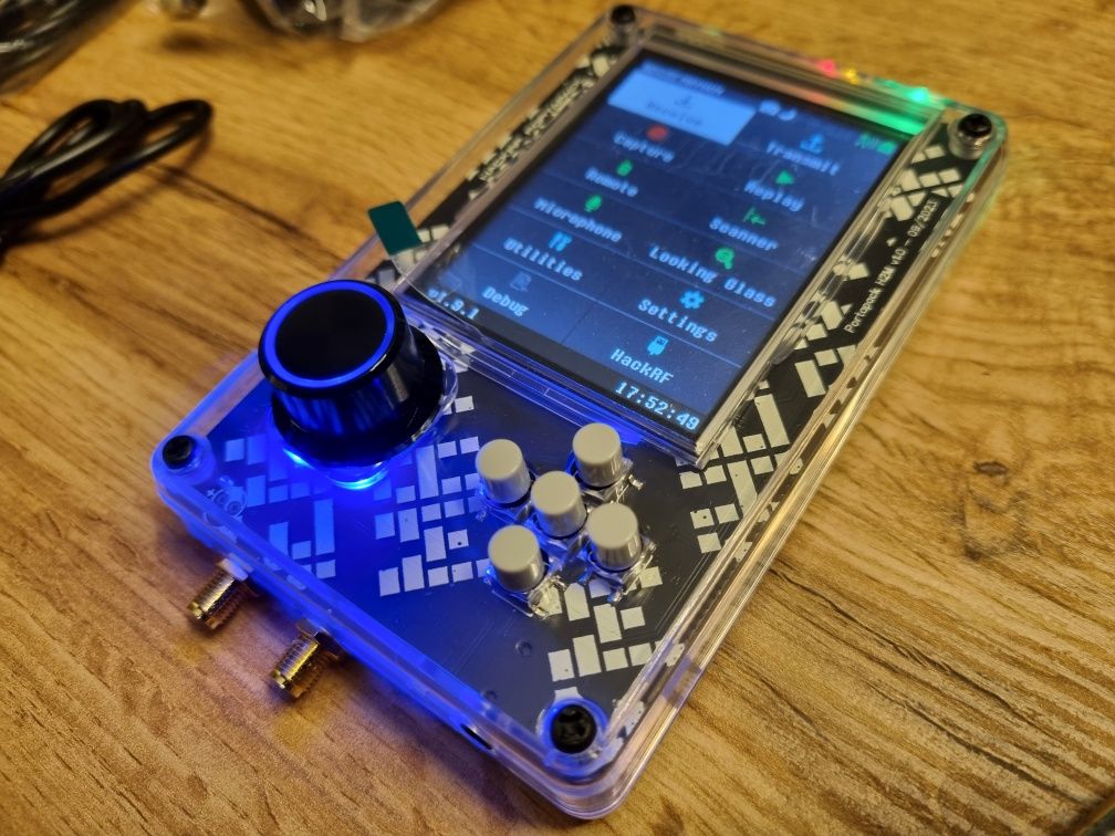 HackRF One PortaPack H2 MAYHEM EDITION! + anteny