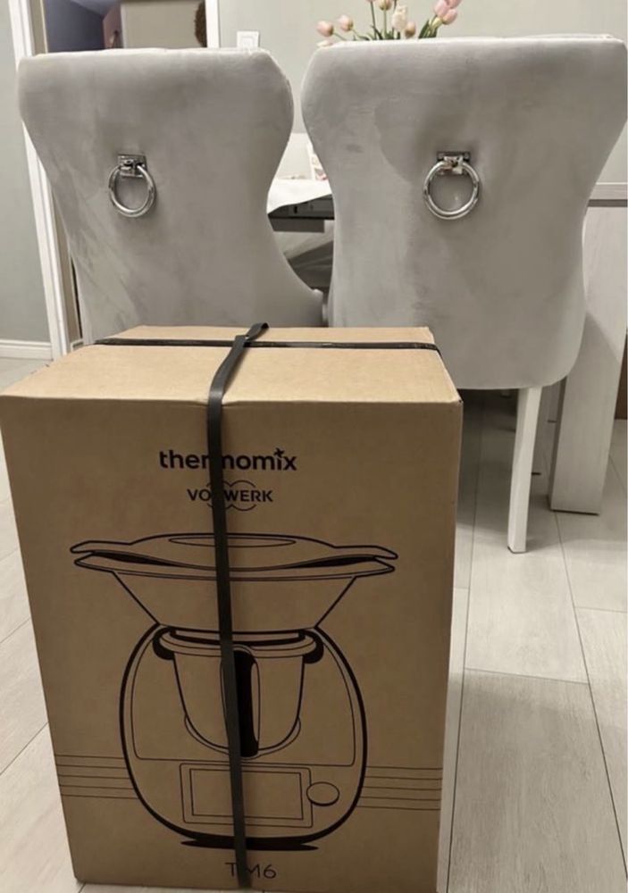 Thermomix TM6 Nowy  na gwarancji