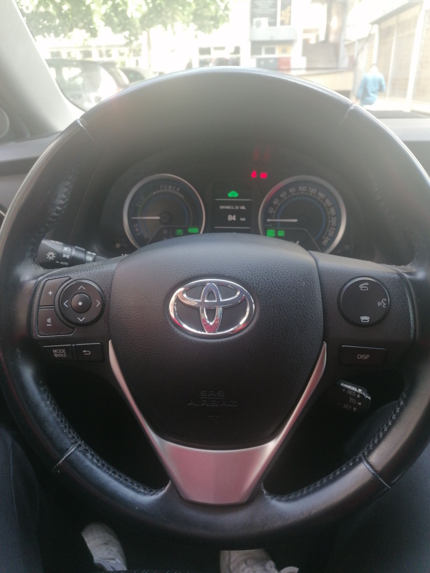 Alugo Toyota auris 2014 Hibrido