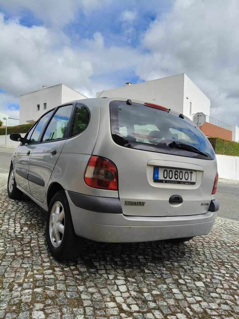 Renault Scenic 1.4 16 vavlas ano 2000