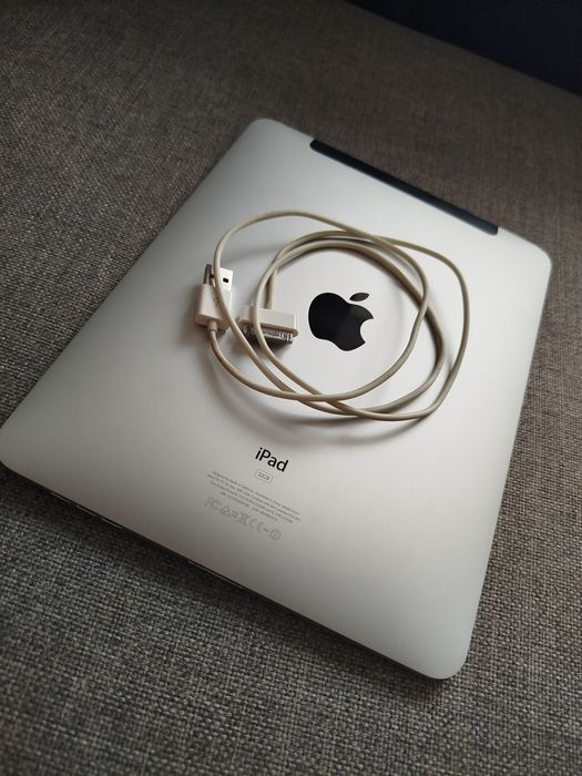 Надійний планшет у відмінному стані Apple iPad A1337 32GB Wi-Fi