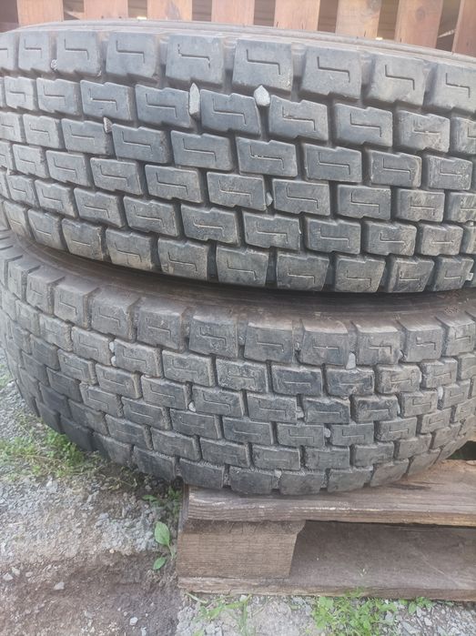 Продам шини 245 70 19.5