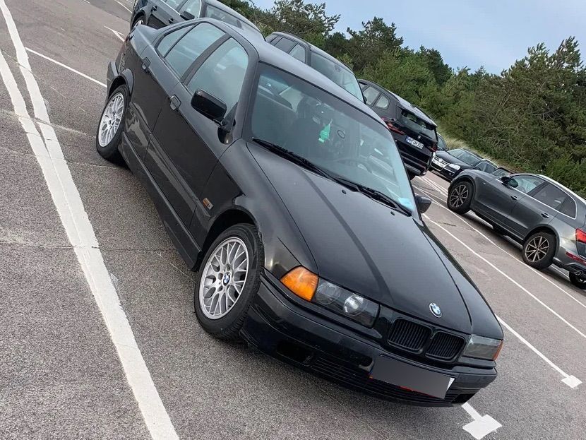 BMW Seria 3 BMW E36 Klima Manual Benzyna M43B18 Sedan