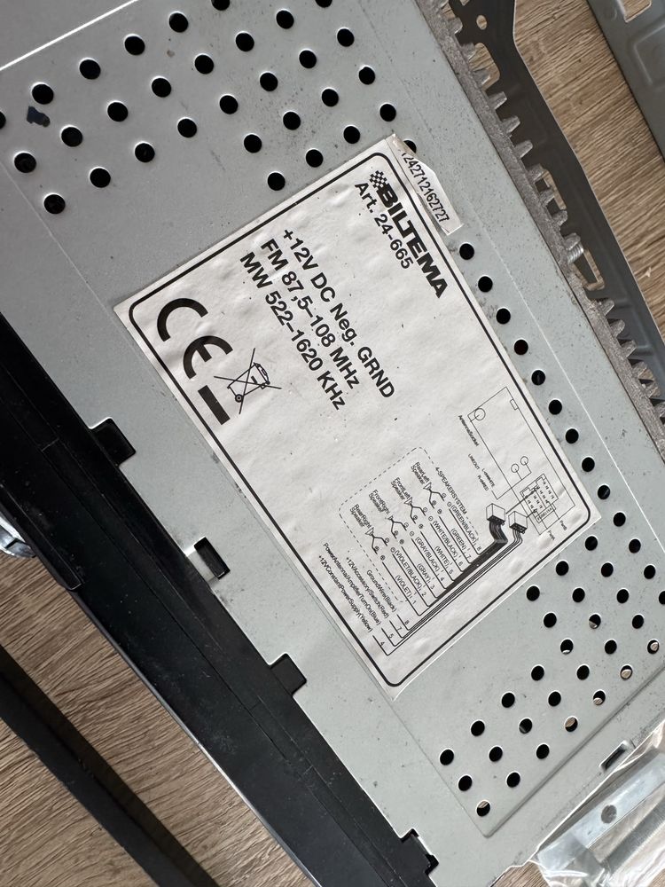 Radio usb Biltema sprawne iso z ramka i kieszenia