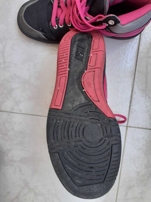 Nike Botas, quentes e confortáveis