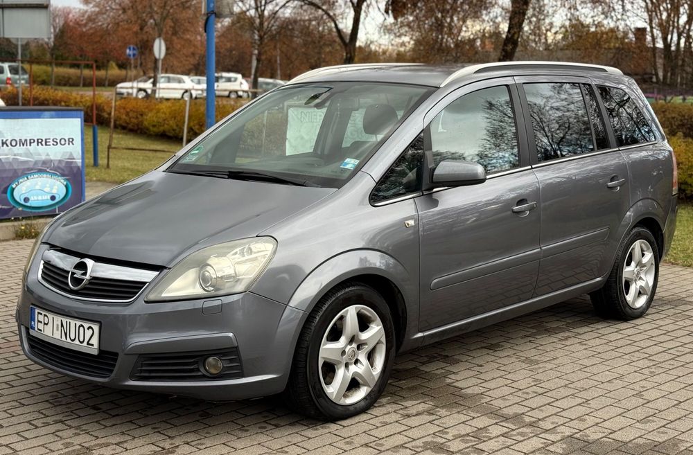 Opel Zafira Opel Zafira B Cosmo 1.9 CDTI 150km 7os.2005/06r.Stan BDB