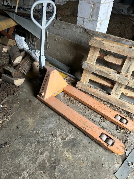 Wózek paletowy paleciak