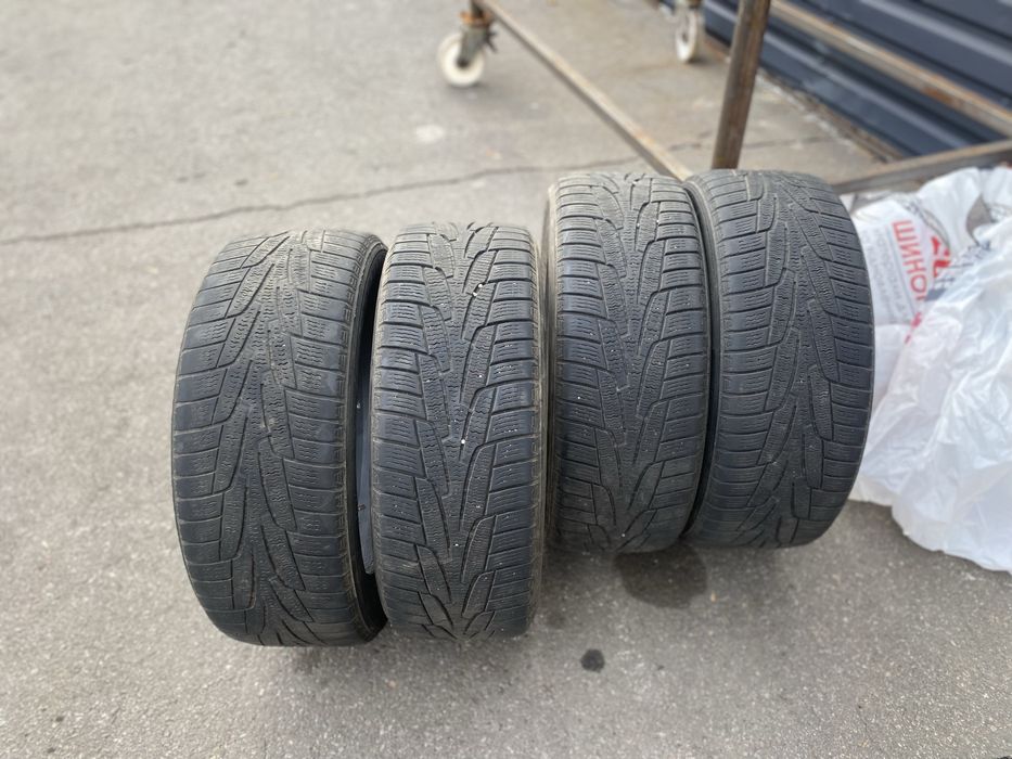 Kumho 215/55/17 зима