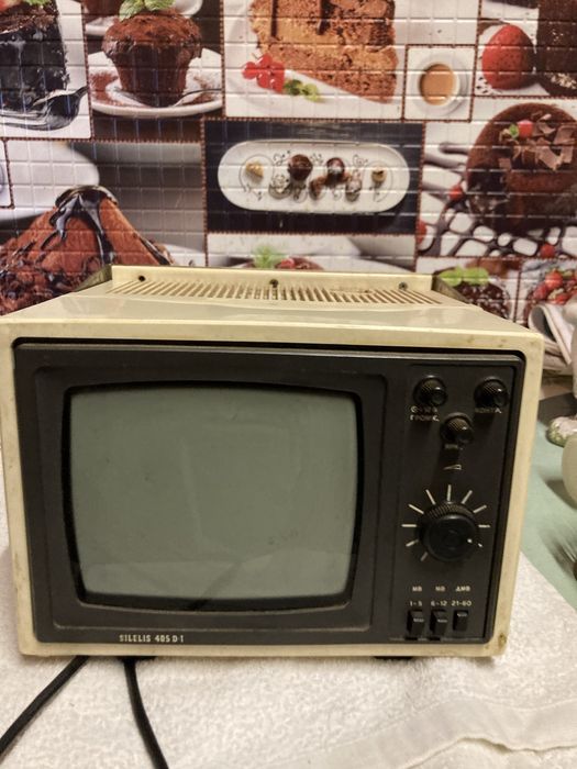 Вінтажни телевизор