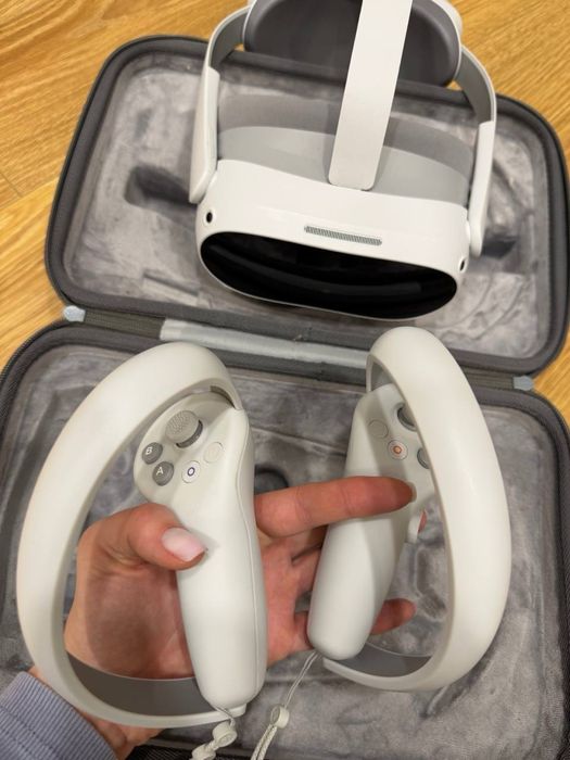 VR очки Pico4 256 gb