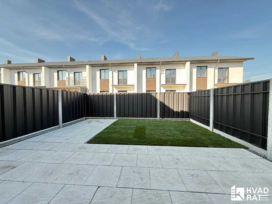 Продаж таунхауса з ремонтом у с. Крихівці