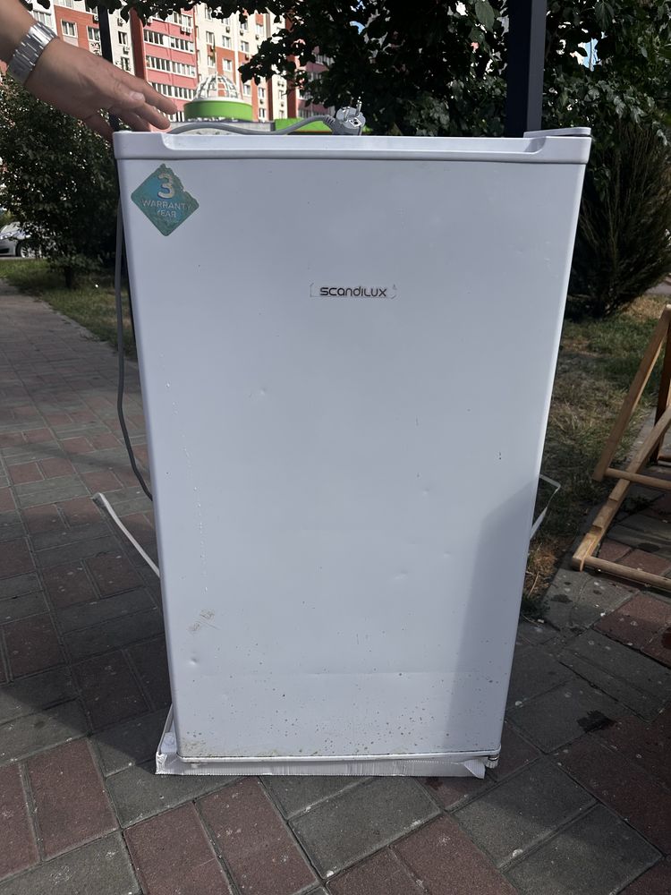 Морозилка. Не робоча.