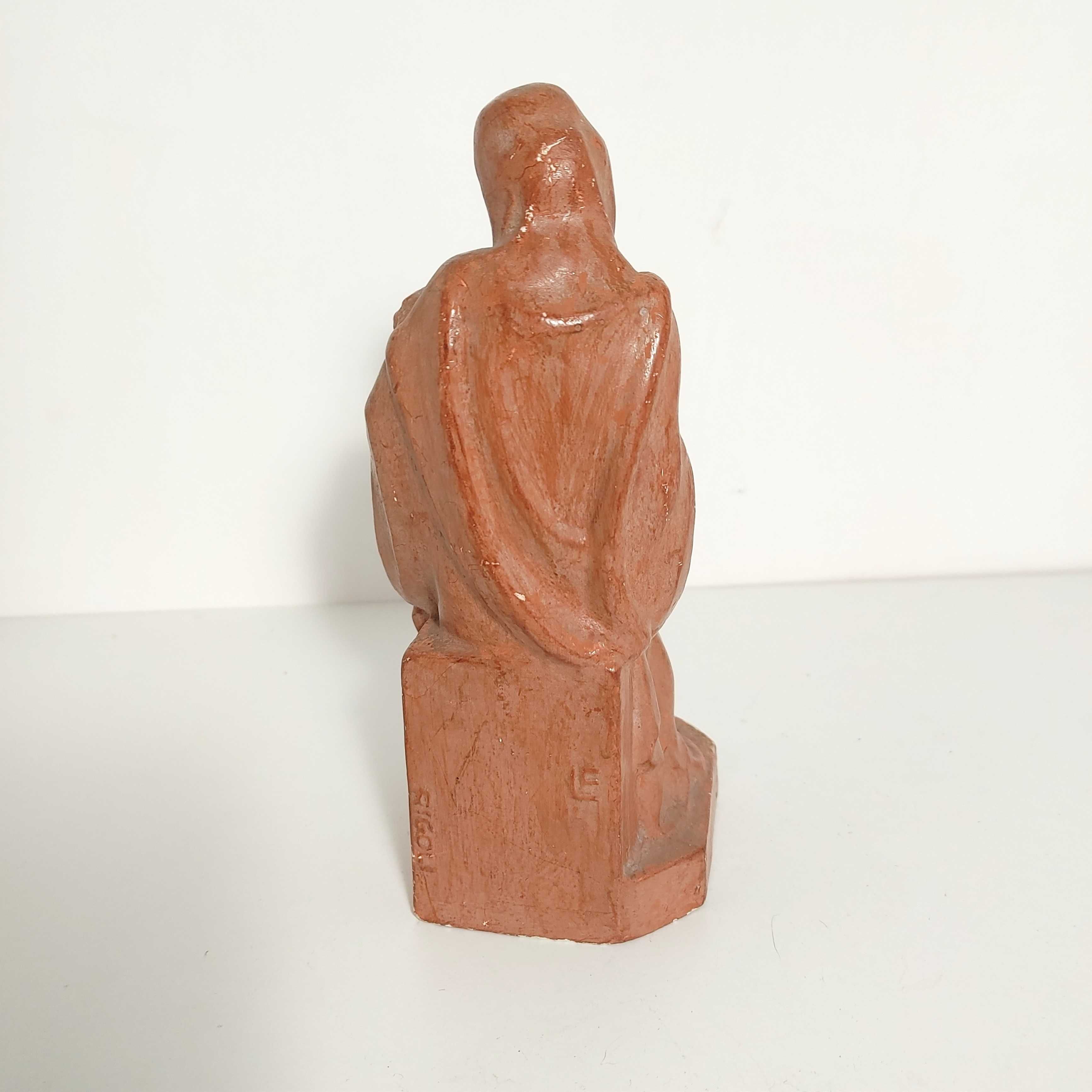 Ceramiczna figurka Matki Boskiej z dzieciątkiem Jezus - Rigoli Lc