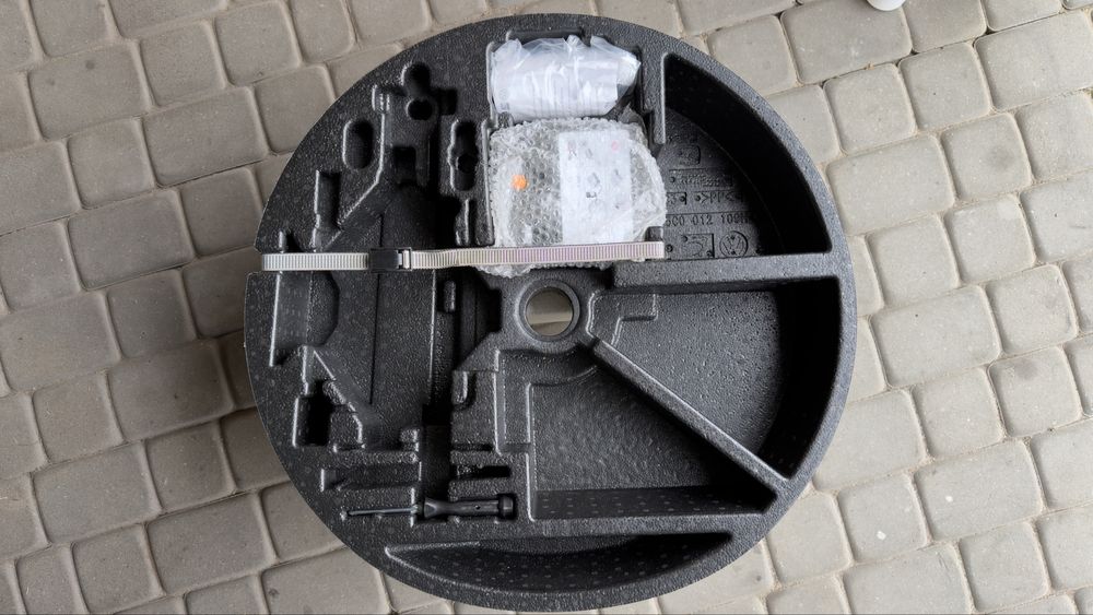 Volkswagen Beetle Wkład koła zapasowego