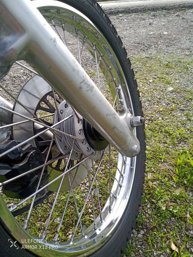 Suzuki GN 250 Praticamente NOVA, apenas 3180kl .