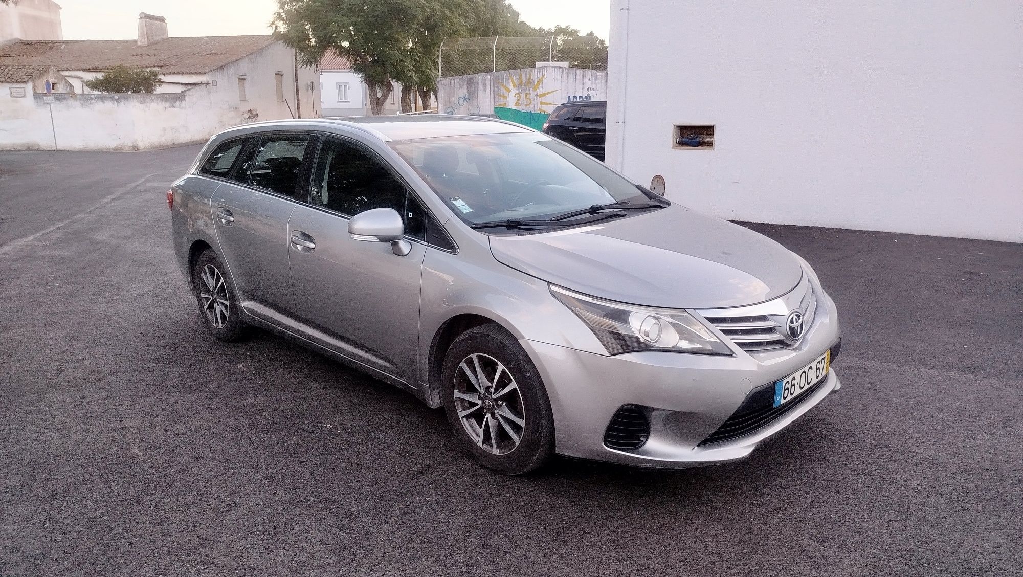 Toyota Avensis SW 2.0d4d 127cv 2013/10 nacional