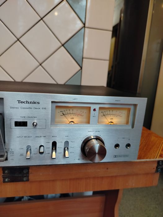 Technics RS-616 дека