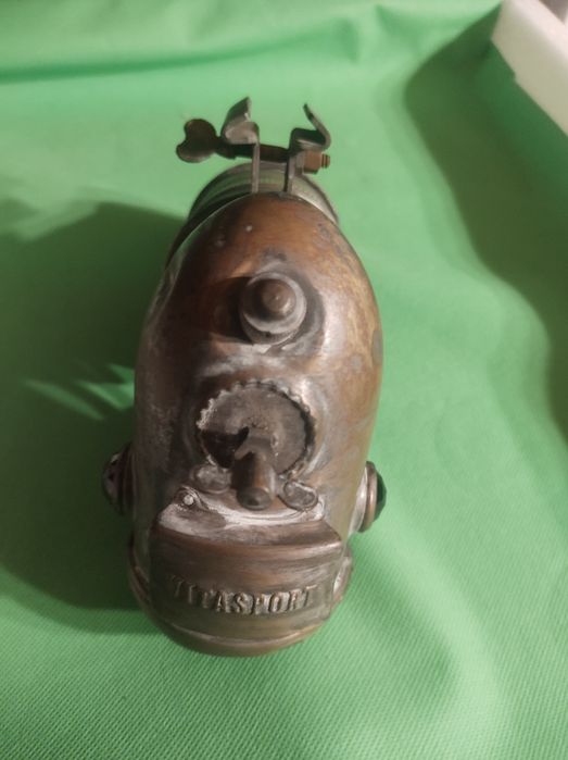 Stara zabytkowa lampa rowerowa Vitasport