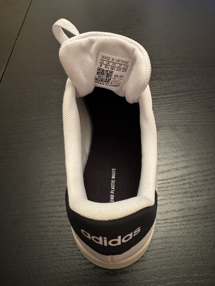 Buty Adidas 38 2/3 unisex