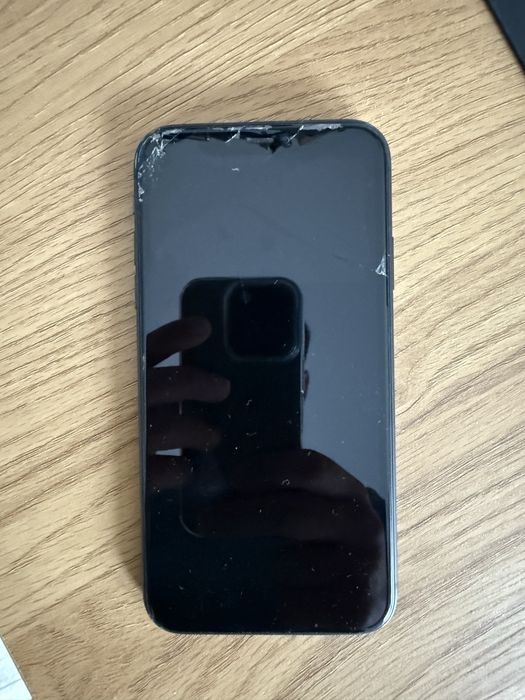 Iphone 11 *uszkodzony*