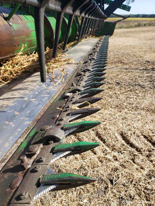 Жниварка John Deere 920F 2003