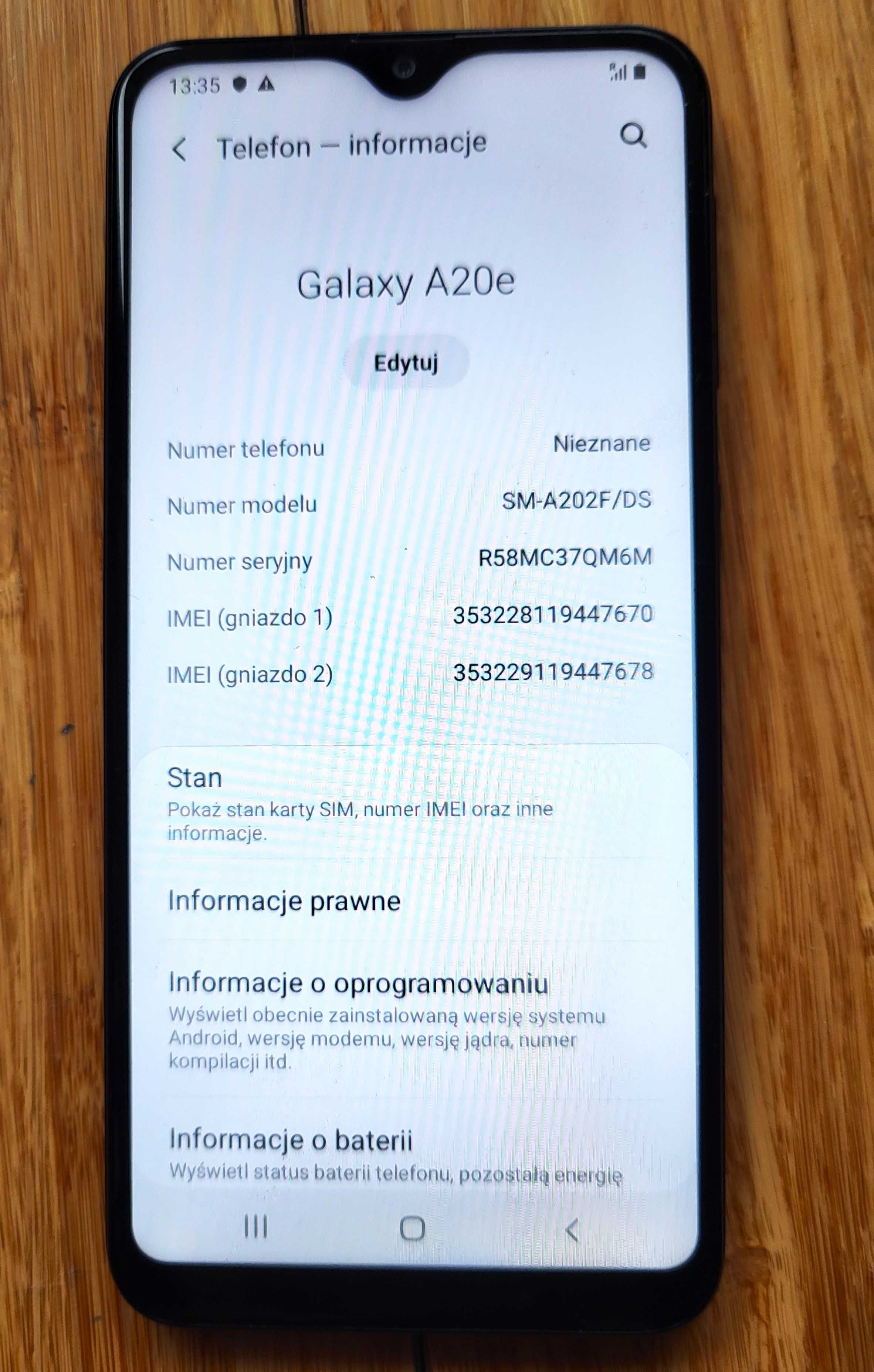 Samsung Galaxy A20e telefon używany jak nowy sprawny