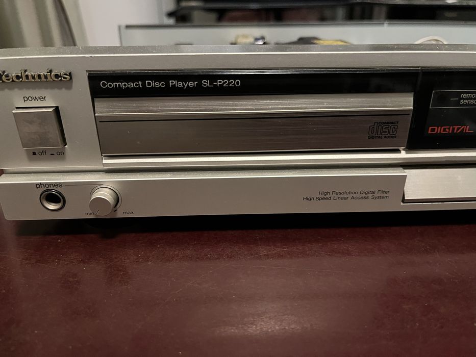 Technics sl p 220