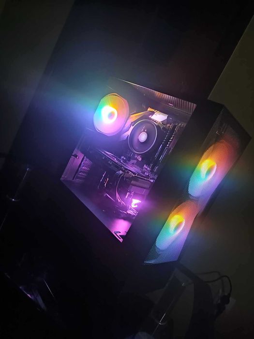 Komputer do gier /RX 6600XT/ /Ryzen5 5600/ /16 GB RAM 3600/ GWARANCJA!