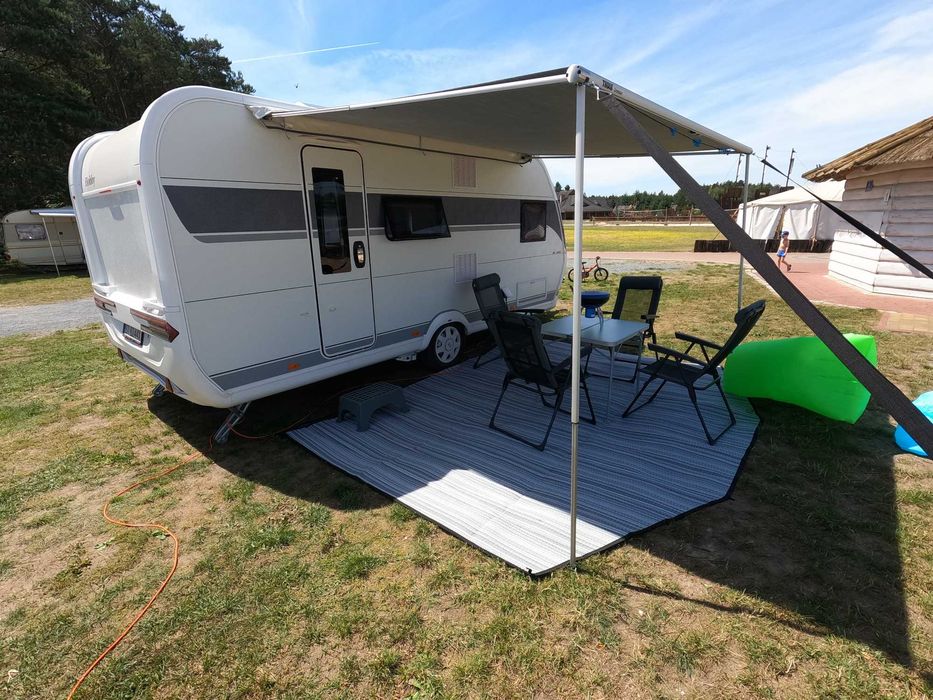 REZERWACJE SEZON 2026 Przyczepa kempingowa wynajem HOBBY DE LUXE490KMF