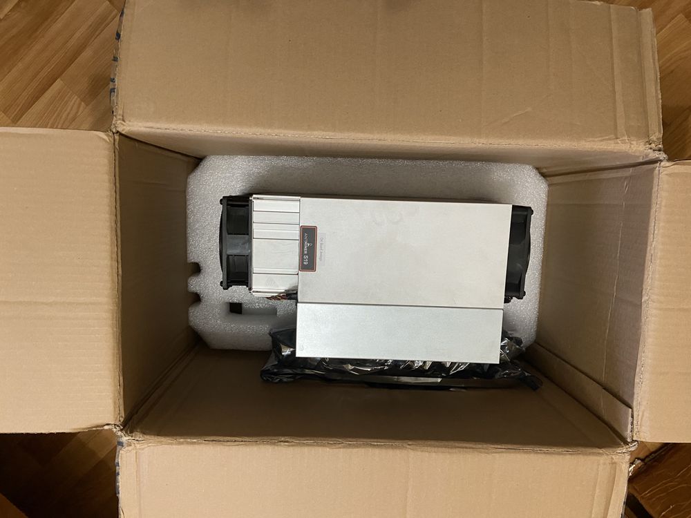 Asic S19 /Asic S19J Pro /126 Чипов